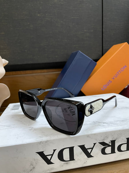 LV Black limited edition 2025 sunglasses