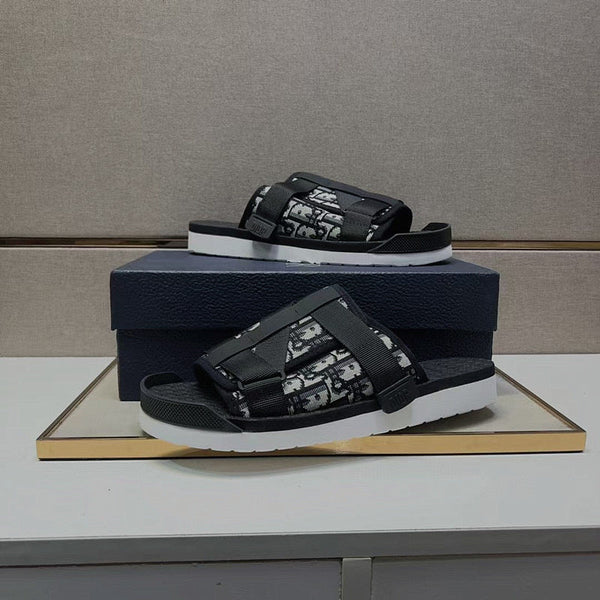 CD slidder Limited Edition Slippers 2025