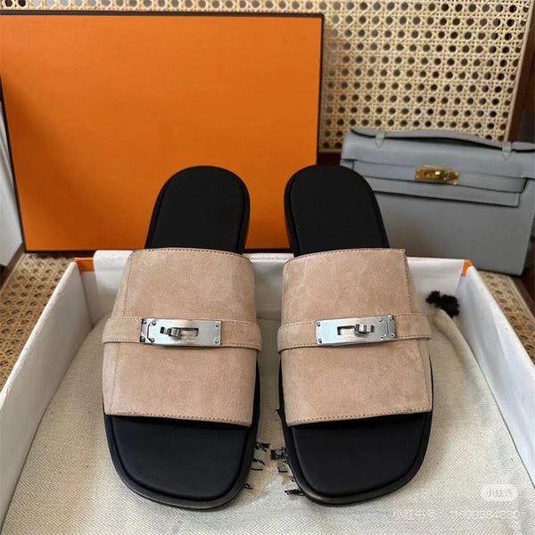 H lock Edition Slipper 2025