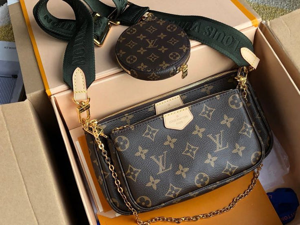Lv Pochette bag