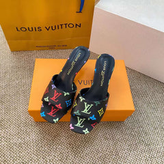 LV Denim Presbyopia Cat and Slippers