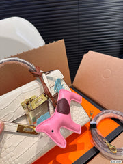 H brikin white handbag