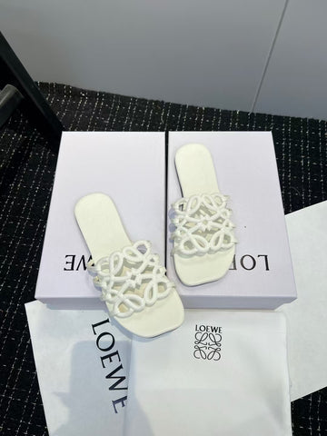 lowe White shoes
