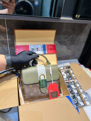 Louis vuitton side bag