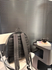 CD Gravity Bagpack