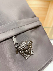 Famous brand V bagpack