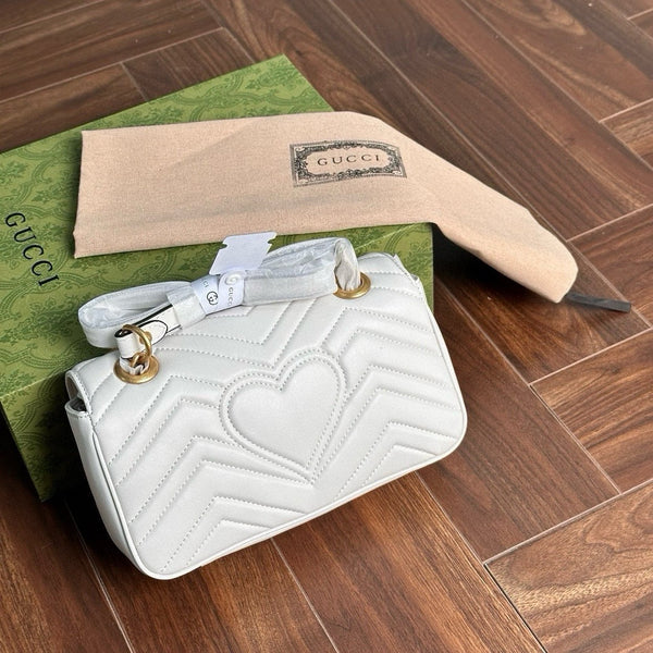 Gucci marmout white handbag