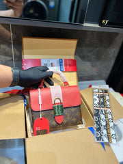 Louis vuitton side bag