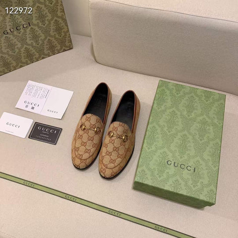 G leather shoes