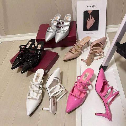 VLTN studs heel