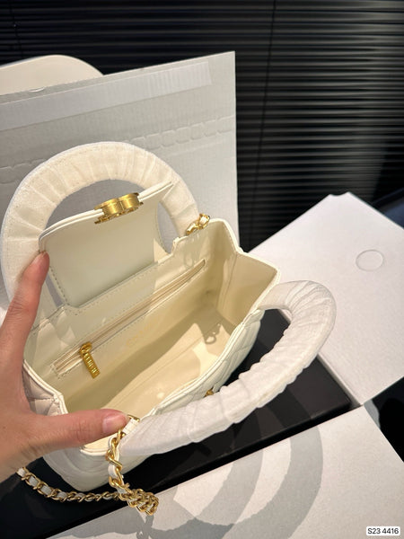 Chanel 23ss Handbag