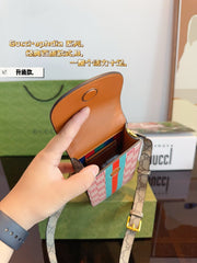 Gucci pouch bag