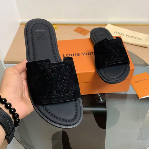 LV slidder Limited Edition