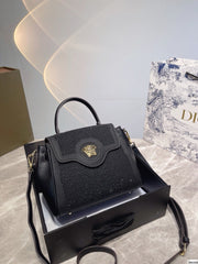 Famous brand V shine handbag