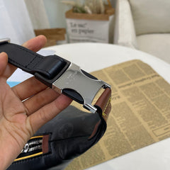 Louis vuitton wait bag