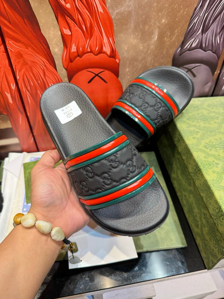 Gucci slidder Limited Edition 2025