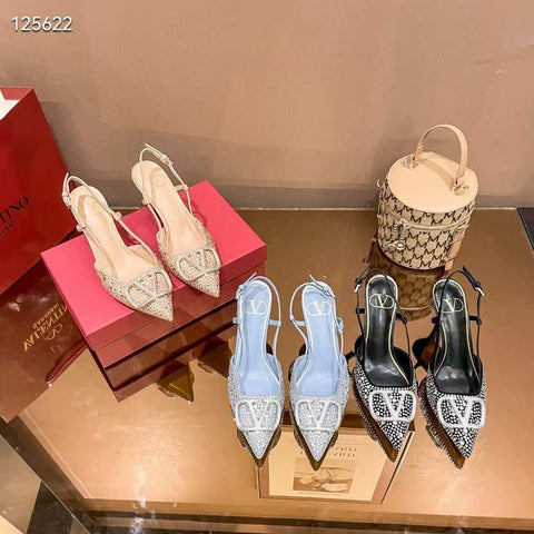 Vltn studs heel
