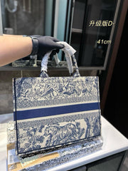 CD Tiger Tote Bag
