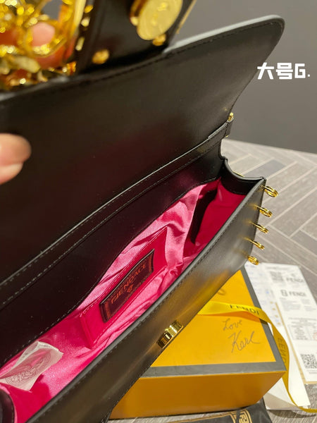 Famous Brand side bag new
