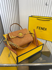 Famous Brand  texture handbag