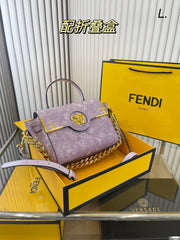 Famous Brand  texture handbag