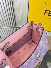 Famous Brand  texture handbag
