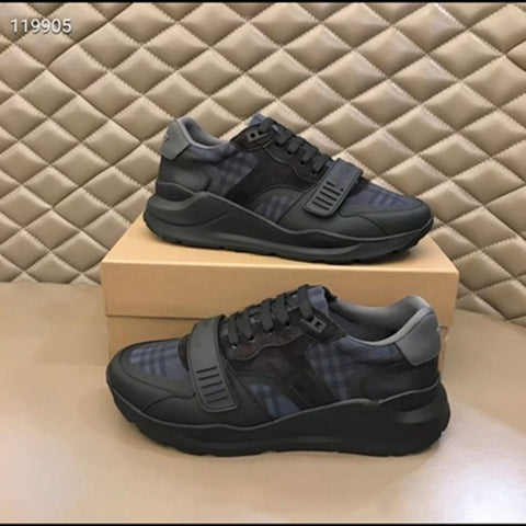 SALE Brberry black edition Size 45