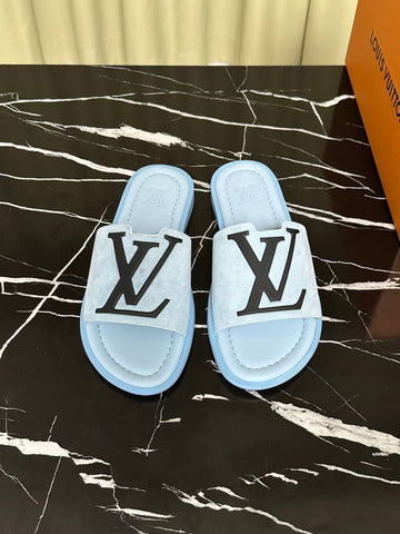 LV slipper limited edition