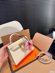 H brikin white handbag