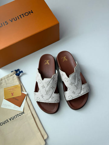 LV slidder Limited Edition