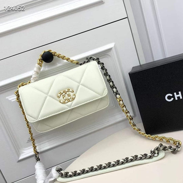 Chanl dual color chain bag