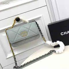 Chanl dual color chain bag
