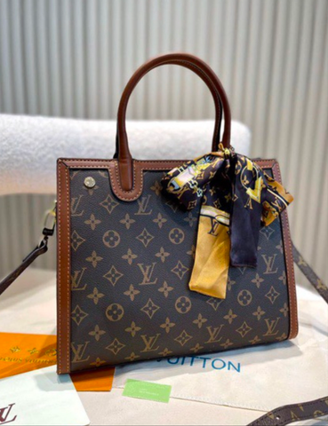 Lv Louis Vuitton Vintage bag