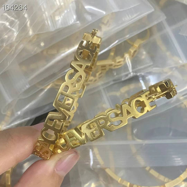 V Gold Bracelet