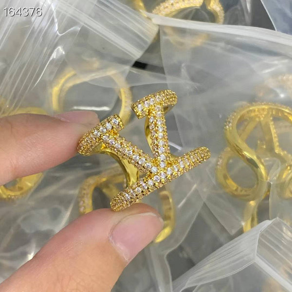 LV Ring