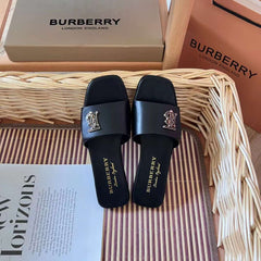 Famous brand B Flat Sandals