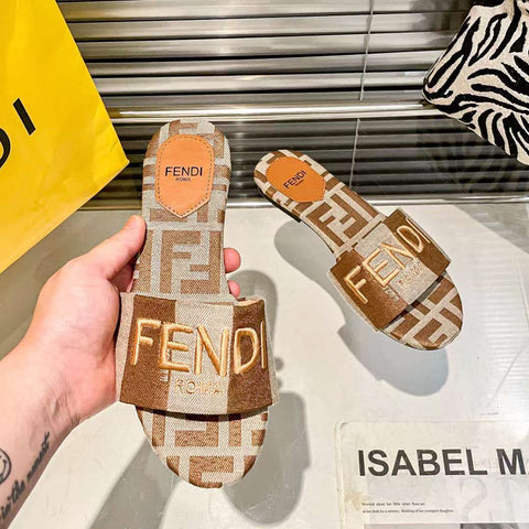 Fndi Flat Slipper