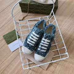 G Canvas Shoes