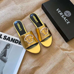 Famous brand V Slipper new